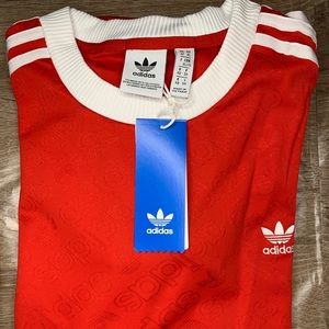 ❗️SOLD❗️Adidas red long sleeve t-shirt 3 stripes